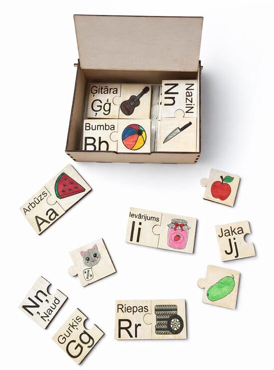 Alfabēta puzle "KRĀSOTA"